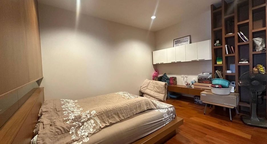 For sale 5 bedrooms house in Bang Khae, Bangkok