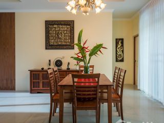 À louer 3 chambres villa à Mueang Phuket, Phuket