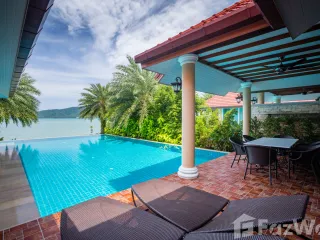 À louer 3 chambres villa à Mueang Phuket, Phuket