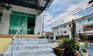 For rent 3 bedrooms townhouse in Mueang Phuket, Phuket