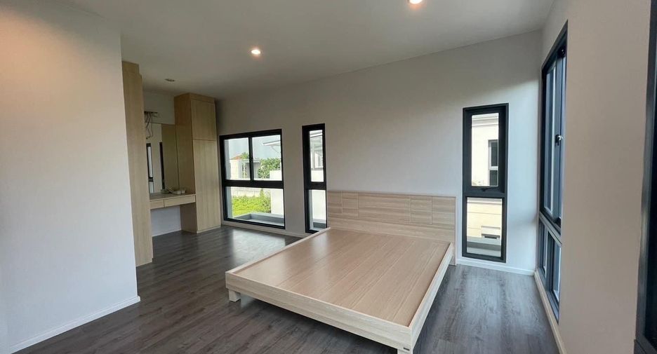 Haus zum Kauf mit 4 Zimmer in Prawet, Bangkok