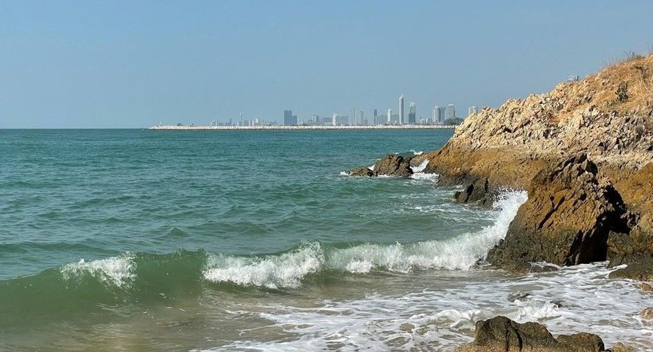 Terreno en venta en Sattahip, Chonburi
