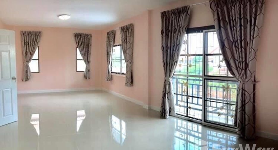 For sale 4 bedrooms house in Nong Chok, Bangkok