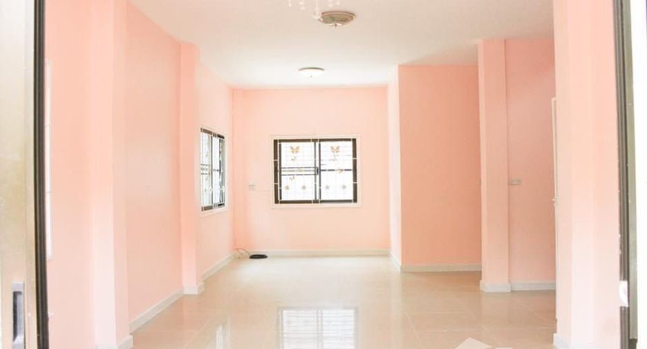 For sale 4 bedrooms house in Nong Chok, Bangkok
