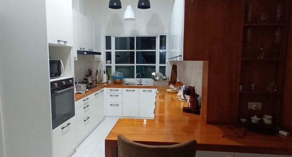 Casa en venta de 2 habitaciones en Bang Lamung, Chonburi