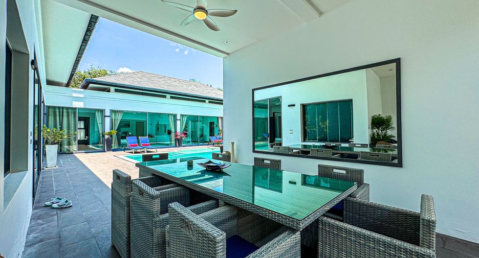 Villa en venta y en alquiler de 4 habitaciones en Mueang Phuket, Phuket