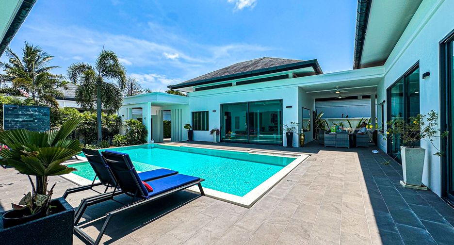 Villa en venta y en alquiler de 4 habitaciones en Mueang Phuket, Phuket