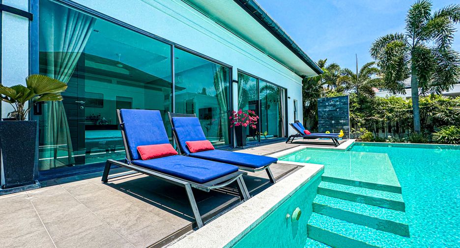 Villa en venta y en alquiler de 4 habitaciones en Mueang Phuket, Phuket