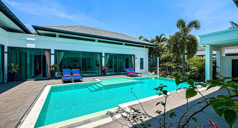 Villa en venta y en alquiler de 4 habitaciones en Mueang Phuket, Phuket