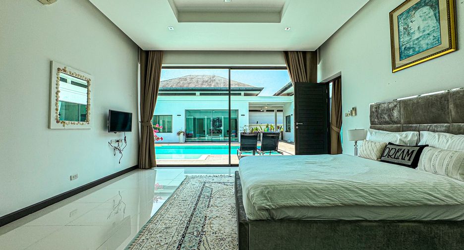 Villa en venta y en alquiler de 4 habitaciones en Mueang Phuket, Phuket