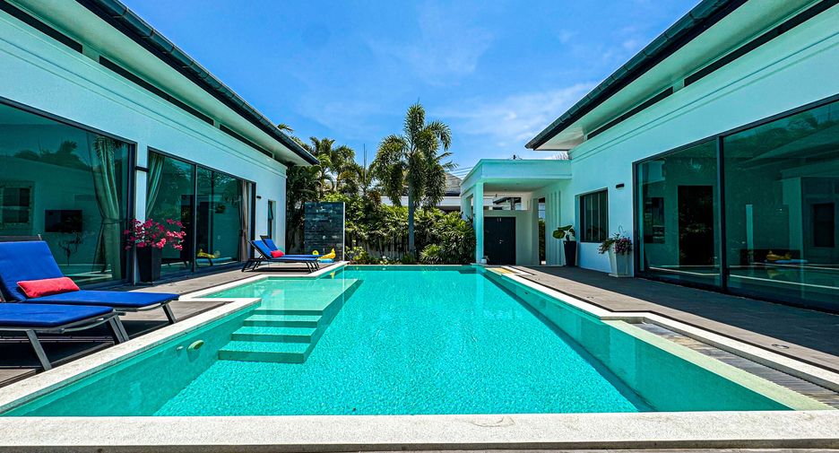 Villa en venta y en alquiler de 4 habitaciones en Mueang Phuket, Phuket