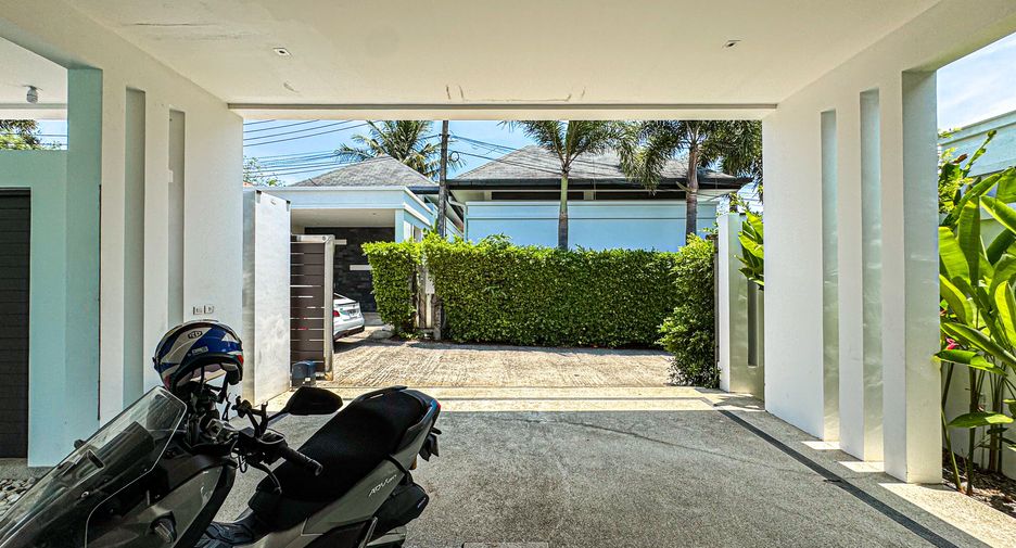 Villa en venta y en alquiler de 4 habitaciones en Mueang Phuket, Phuket