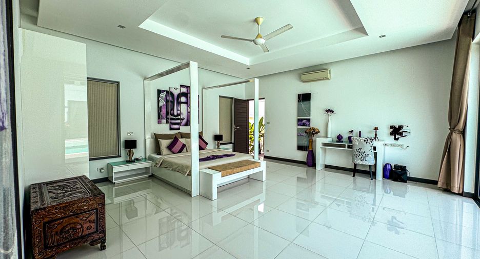 Villa en venta y en alquiler de 4 habitaciones en Mueang Phuket, Phuket