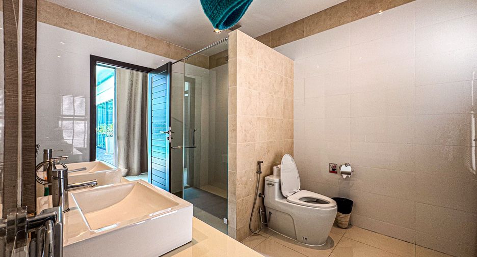 Villa en venta y en alquiler de 4 habitaciones en Mueang Phuket, Phuket