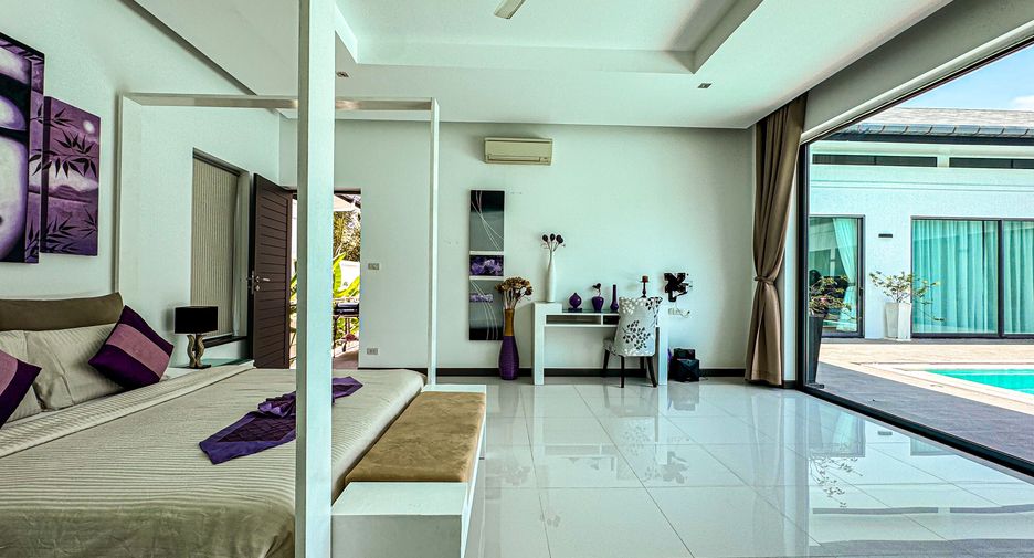 Villa en venta y en alquiler de 4 habitaciones en Mueang Phuket, Phuket