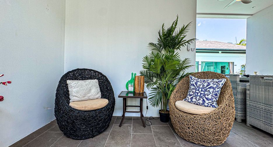 Villa en venta y en alquiler de 4 habitaciones en Mueang Phuket, Phuket