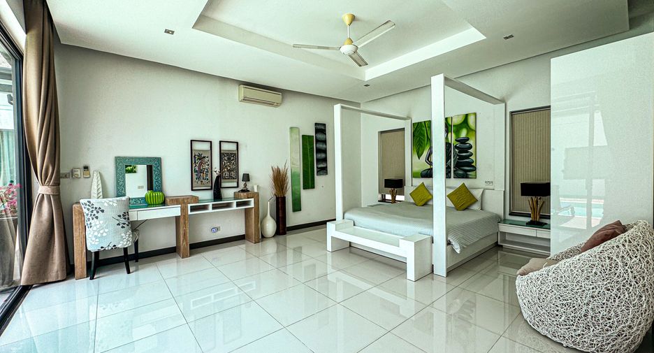 Villa en venta y en alquiler de 4 habitaciones en Mueang Phuket, Phuket
