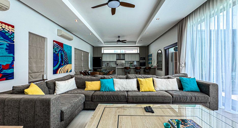 Villa en venta y en alquiler de 4 habitaciones en Mueang Phuket, Phuket