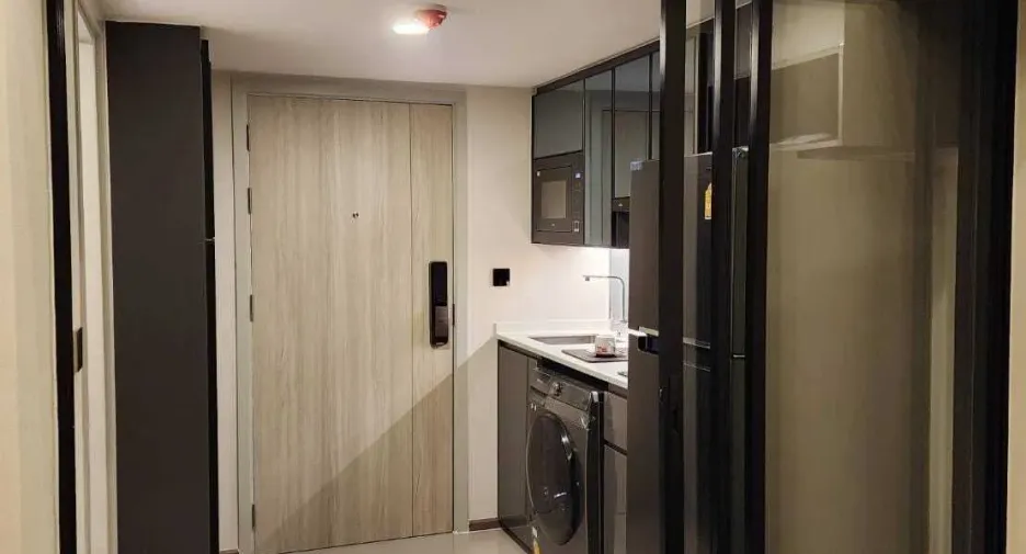 For sale 1 bed condo in Bang Rak, Bangkok