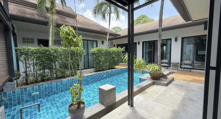 For rent 5 bedrooms villa in Thalang, Phuket