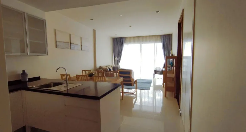 出售 和 出租 1 卧室 公寓 在 Sattahip, Chon Buri