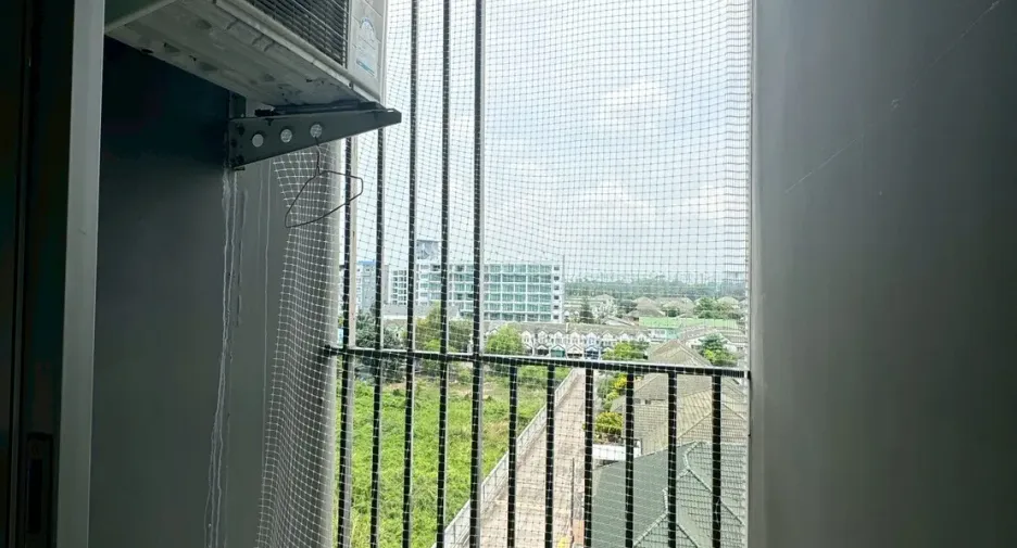 For sale 1 bed condo in Mueang Rayong, Rayong