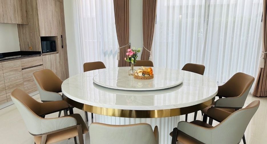 Haus zum Kauf mit 4 Zimmer in Bang Kapi, Bangkok