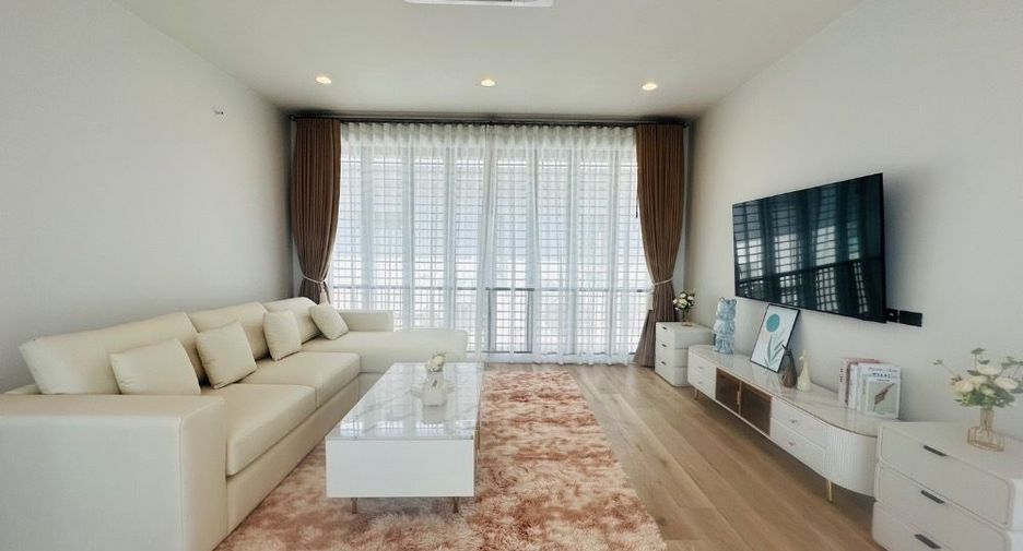 Haus zum Kauf mit 4 Zimmer in Bang Kapi, Bangkok