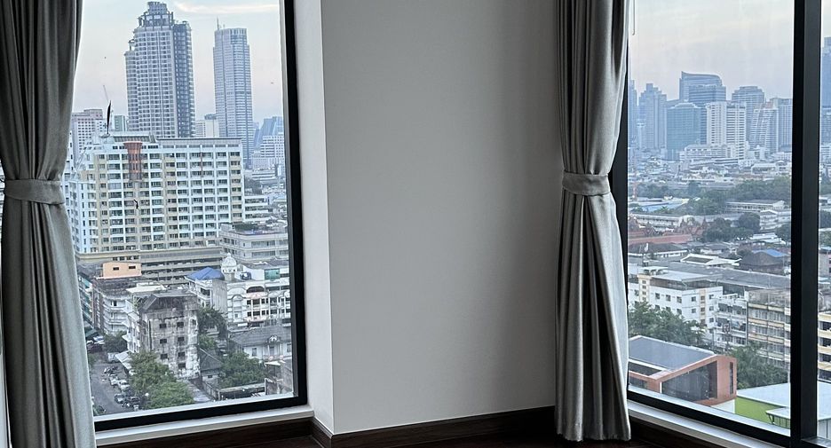 For sale and for rent 4 bedrooms condo in Bang Kho Laem, Bangkok