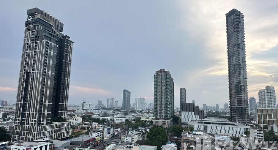 For sale and for rent 4 bedrooms condo in Bang Kho Laem, Bangkok