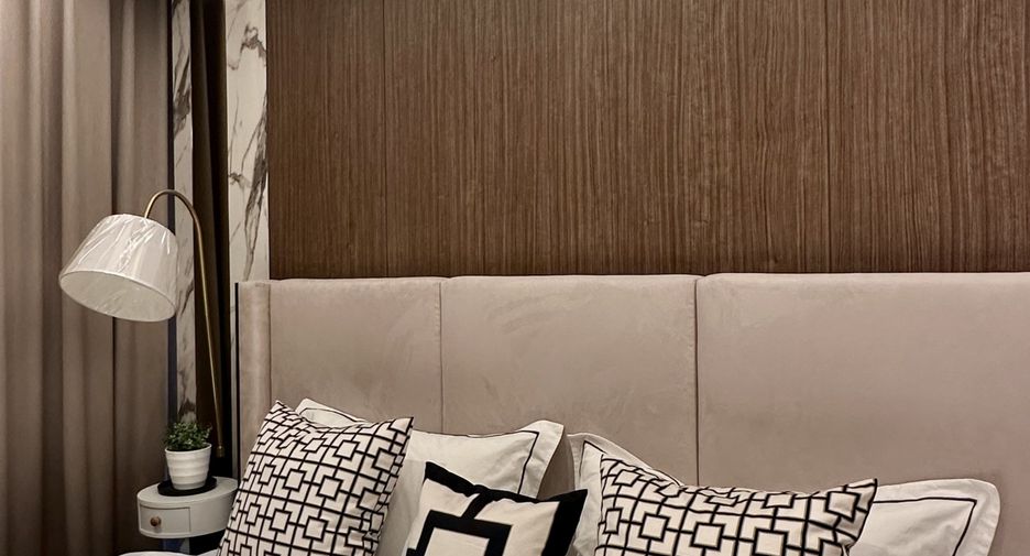 For sale and for rent 4 bedrooms condo in Bang Kho Laem, Bangkok