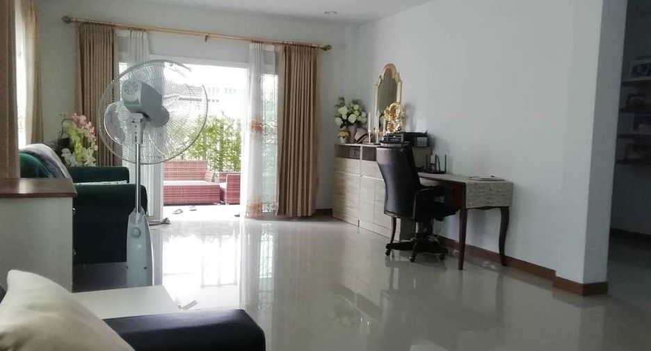 Аренда 3 спальни дом в Mueang Nakhon Ratchasima, Накхон Ратчасима