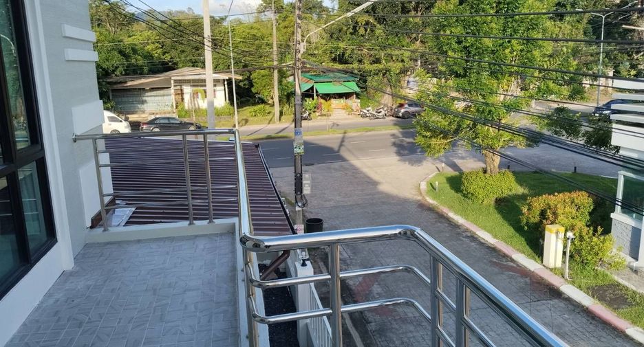 For rent 3 bedrooms house in Kathu, Phuket