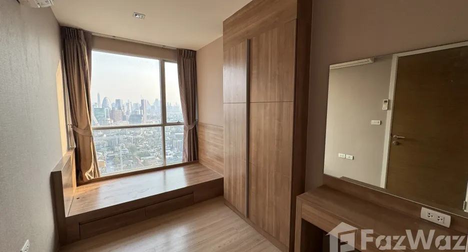 For sale 1 bed condo in Phaya Thai, Bangkok