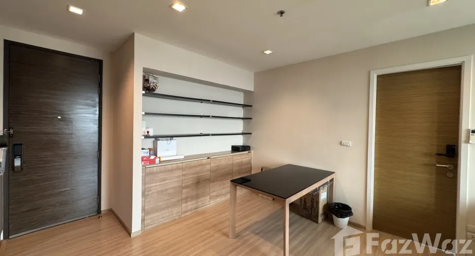 For sale 1 bed condo in Phaya Thai, Bangkok