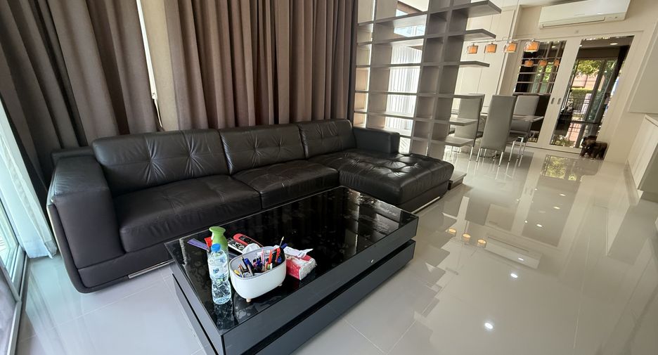 For sale 5 bedrooms house in Bang Phli, Samut Prakan