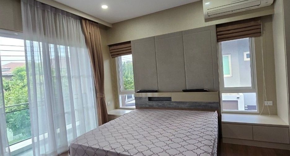 For sale 5 bedrooms house in Bang Phli, Samut Prakan