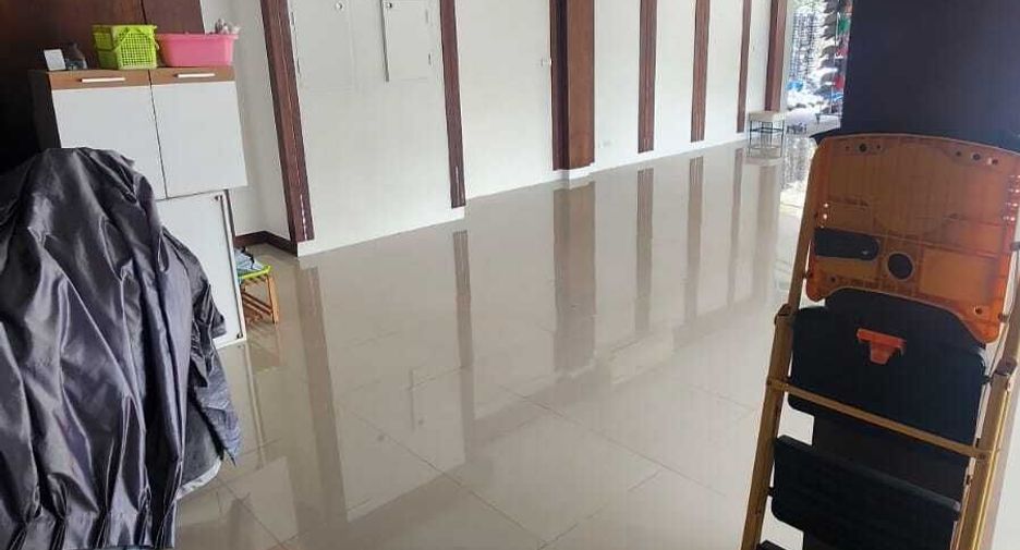 For sale 10 bedrooms retail Space in Mueang Phuket, Phuket
