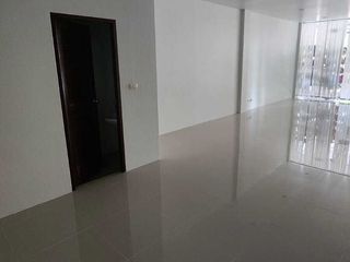 For sale 10 bedrooms retail Space in Mueang Phuket, Phuket