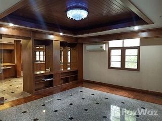 For sale 7 bedrooms house in Chom Thong, Bangkok