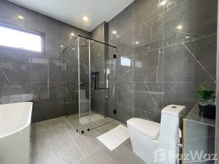 Villa en venta de 4 habitaciones en Bang Lamung, Chonburi