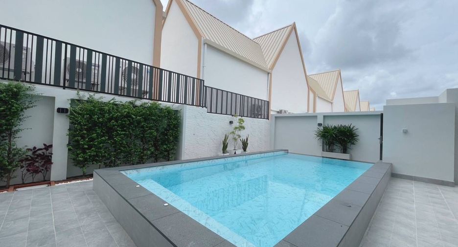 For sale 4 bedrooms villa in Bang Lamung, Chonburi