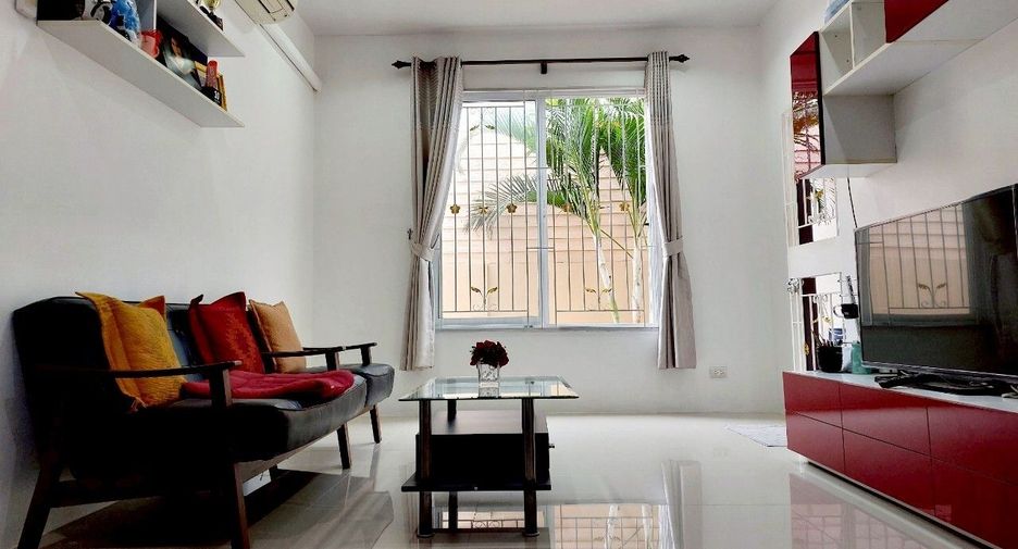 Casa en alquiler de 2 habitaciones en Mueang Phuket, Phuket