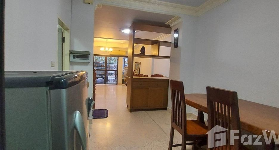出租 3 卧室 联排别墅 在 Mueang Nonthaburi, Nonthaburi