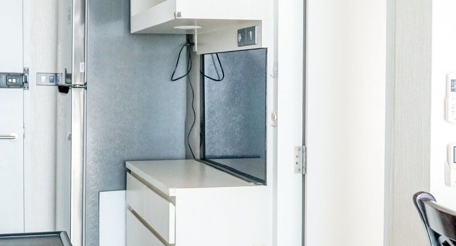 For rent 1 bed condo in Mueang Rayong, Rayong