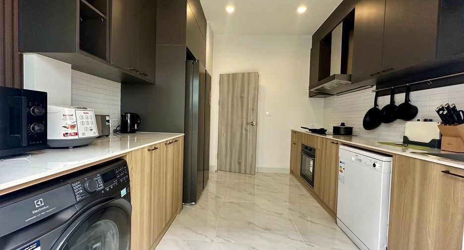 ขาย และ ให้เช่า 4 ห้องนอน บ้านเดี่ยว ใน เมืองภูเก็ต, ภูเก็ต