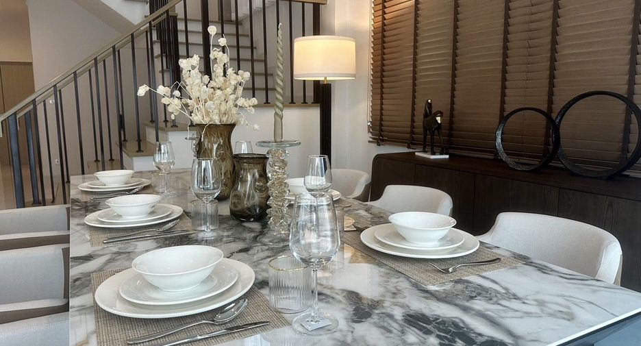 For sale and for rent 4 bedrooms house in Mueang Phuket, Phuket