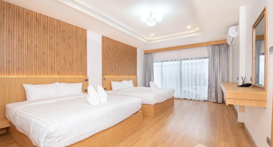 À vendre 6 chambres villa à Huay Yai, Pattaya