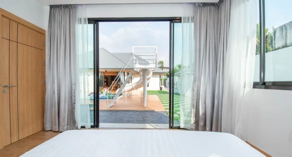 À vendre 6 chambres villa à Huay Yai, Pattaya
