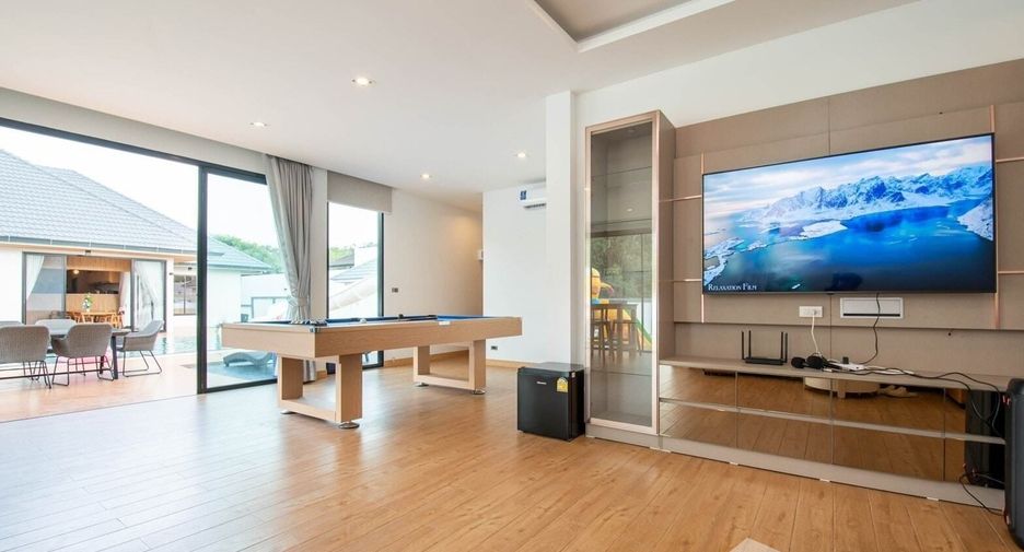 À vendre 6 chambres villa à Huay Yai, Pattaya